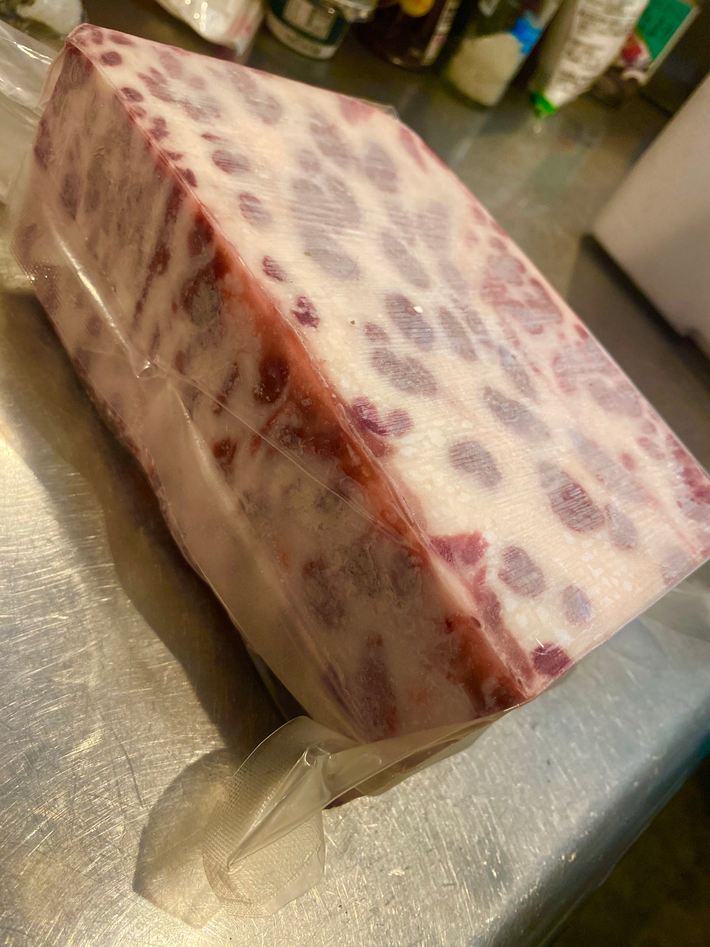 【たっぷり1kg】鯨の鹿の子（かのこ）ブロック｜3等級｜お刺身・鍋に！気兼ねなく楽しむデイリー鹿の子｜【神戸鯨精肉店】