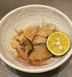 割引！！釜茹で鯨さえずり（舌）端切れ100g　釜茹で